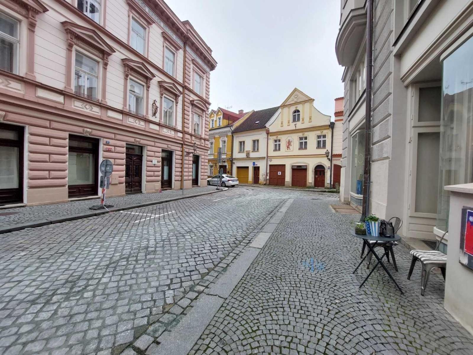 Exkluzivni Apartman V Prizemi V Hradci Kralove Hradec Kralove Exterior photo